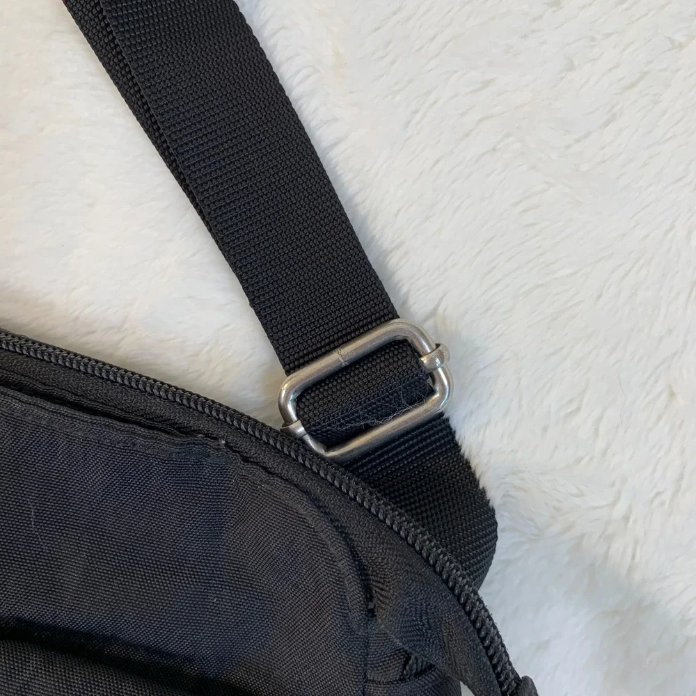 Baggallini Cali Black Nylon Crossbody Bag Purse Adjustable Travel Organizer READ